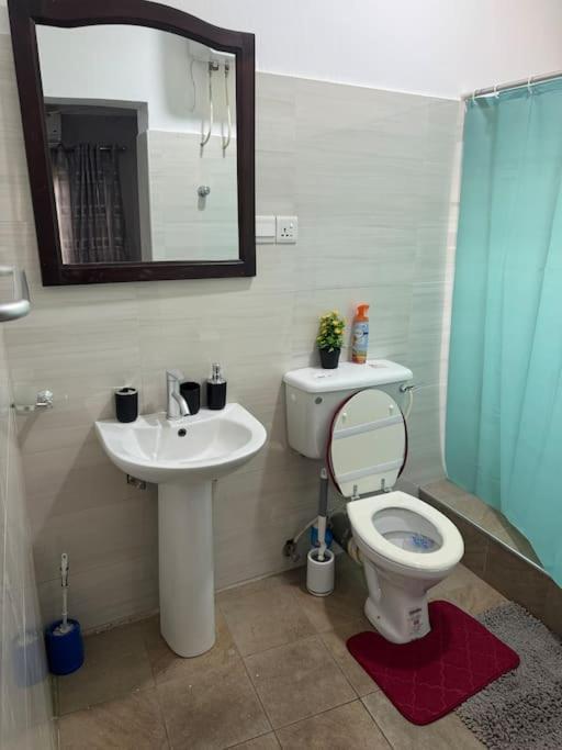 East Legon Luxury 2Bed Apt. W/ Free Wi-Fi Διαμέρισμα Άκρα Εξωτερικό φωτογραφία