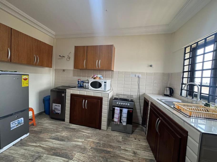 East Legon Luxury 2Bed Apt. W/ Free Wi-Fi Διαμέρισμα Άκρα Εξωτερικό φωτογραφία