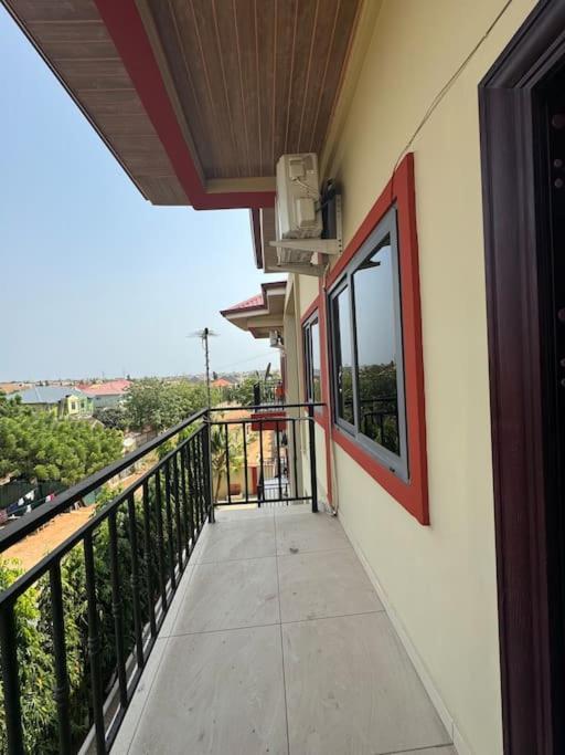 East Legon Luxury 2Bed Apt. W/ Free Wi-Fi Διαμέρισμα Άκρα Εξωτερικό φωτογραφία